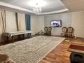 Отдельный дом • 6 комнат • 300 м² • 10 сот., Макатаева 53А за 48 млн 〒 в Косшы — фото 2