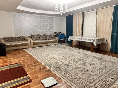 Отдельный дом • 6 комнат • 300 м² • 10 сот., Макатаева 53А за 48 млн 〒 в Косшы