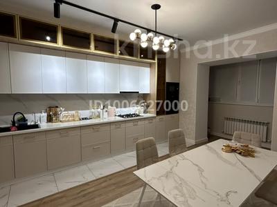 3-комнатная квартира · 120 м² · 2/6 этаж, мкр. Алтын орда, Ораз Татеулы 19/1 за 35 000 〒 в Актобе