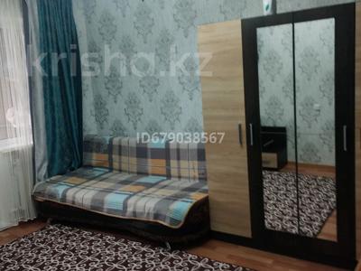 1-комнатная квартира · 31 м² · 5/5 этаж, Майкудук, 12й микрорайон за 8 000 ₸ в Караганде, Алихана Бокейханова р-н