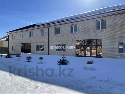 4-комнатная квартира · 135.8 м², Самал-1 142/2 — Гостиница Самал за 32 млн 〒 в Уральске