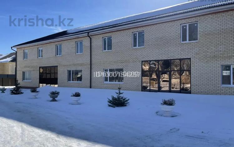 4-комнатная квартира · 135.8 м², Самал-1 142/2 — Гостиница Самал за 35 млн ₸ в Уральске — фото 2