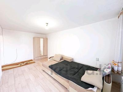 1-комнатная квартира · 32 м² · 5/5 этаж, самал за 9 млн 〒 в Талдыкоргане, мкр Самал