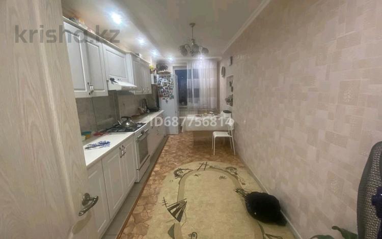 3-бөлмелі пәтер · 105 м² · 8/9 қабат, мкр 12, бағасы: 29 млн ₸ в Актобе — фото 2