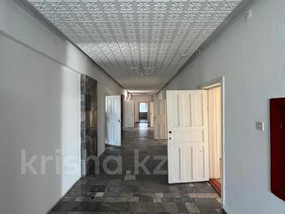 Офисы, медцентры и аптеки, образование, конференц-залы, кабинеты и рабочие места · 1500 м² за 3.6 млн 〒 в Семее