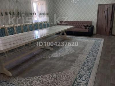 Отдельный дом · 6 комнат · 235 м² · 8 сот., Жандарбекова за 37 млн 〒 в Таразе