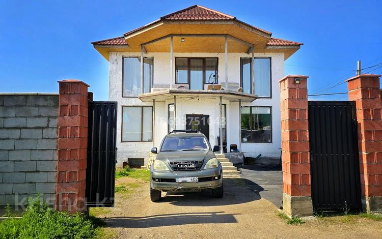 Отдельный дом · 6 комнат · 380 м² · 10 сот., мкр Карагайлы, Енлик Кебек — Школа 192 за 130 млн 〒 в Алматы, Наурызбайский р-н — фото 2