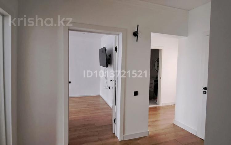 2-комнатная квартира · 71 м² · 1/7 этаж, Касыма Шарипова 206/2 за 300 000 ₸ в Алматы, Алатауский р-н — фото 2