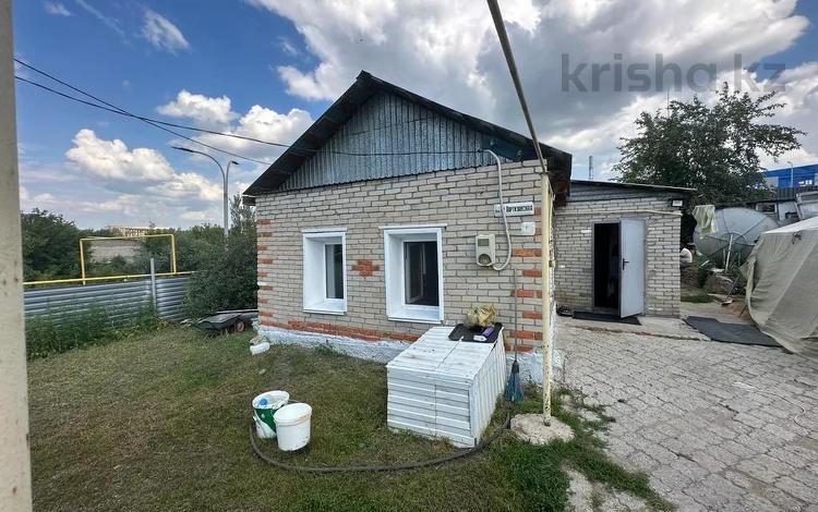 Отдельный дом · 2 комнаты · 40.5 м² · 3.3 сот., Краснопартизанская за 14 млн ₸ в Костанае — фото 2