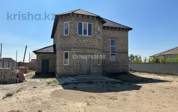 Отдельный дом · 4 комнаты · 240 м² · 10 сот., мкр Кокарна, С/о Мелиоратор 15а за 60 млн ₸ в Атырау — фото 2