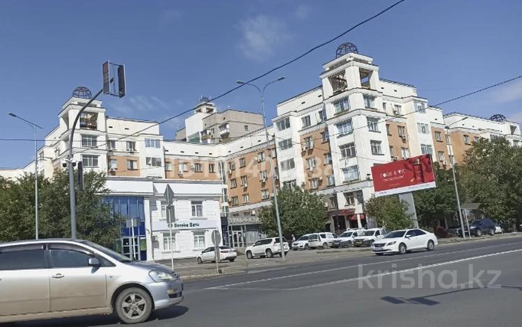 1-комнатная квартира · 40 м² · 5/5 этаж, 5 5 — Конечный остановка Авангард за 15 млн ₸ в Атырау, мкр Авангард-3 — фото 6