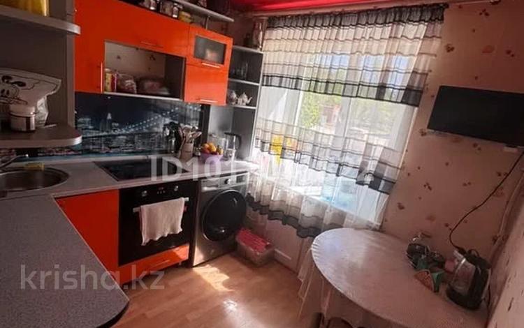 2-комнатная квартира · 46 м² · 2/5 этаж, 3-й мкр. 14 за 12.5 млн ₸ в Восточно-Казахстанской обл. — фото 2