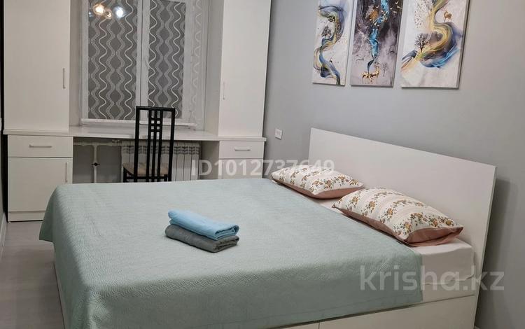 3-бөлмелі пәтер · 70 м² · 2/5 қабат, В. Клочкова 45 — Ауезова Шевченко, бағасы: 27 000 ₸ в Алматы, Алмалинский р-н — фото 2