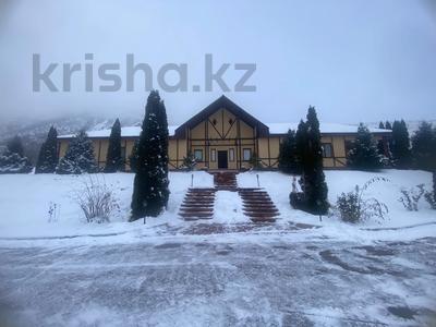 Аренда домов или дач в Алматинской обл.: Отдельный дом · 5 комнат · 450 м², Алатау — Home club за 2 млн 〒 Отдельный дом · 5 комнат · 450 м², Алатау — Home club за 2 млн 〒 в Жандосов