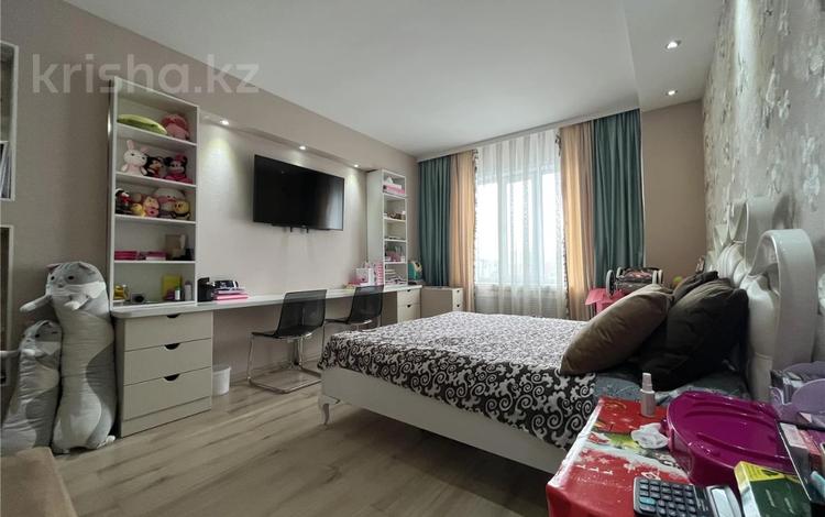 3-комнатная квартира · 100 м² · 7/8 этаж, мкр Юго-Восток, Республики 40 за 46 млн ₸ в Караганде, Казыбек би р-н — фото 19