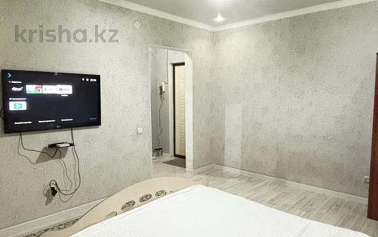 1-комнатная квартира · 36 м² · 12/12 этаж, мкр Акбулак, 1-я улица 43 — Напротив Алматы арены за 13 000 ₸ в Алатауский р-н — фото 2