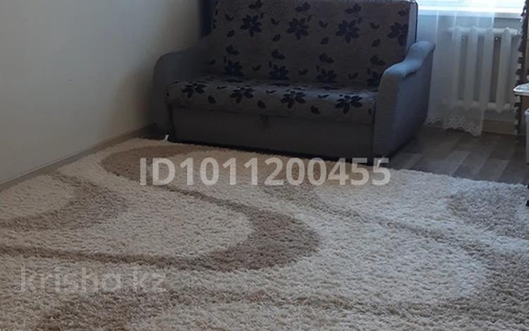 3-бөлмелі пәтер · 70 м² · 3/9 қабат, мкр 4, 4 мкн 10, бағасы: 25 млн ₸ в Уральске — фото 2