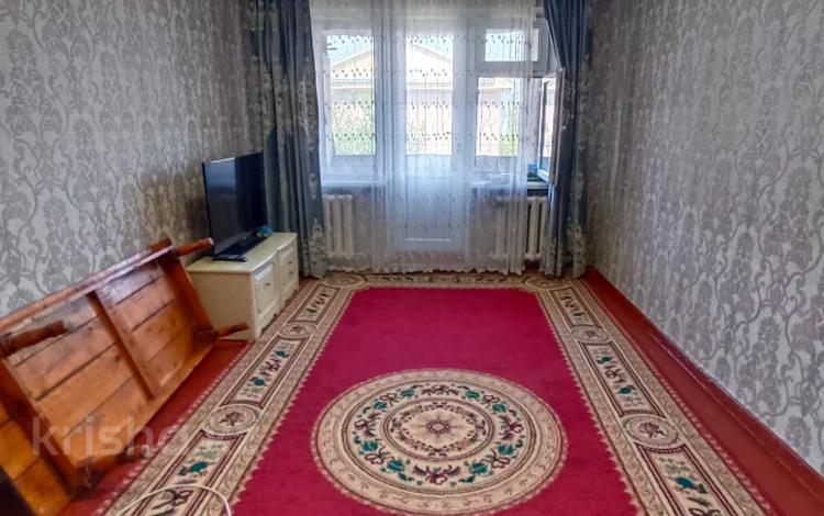 2-комнатная квартира · 45 м² · 5/5 этаж, мкр Каратау за 9.9 млн ₸ в Таразе — фото 2