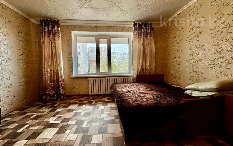 2-бөлмелі пәтер, 50 м², 1/9 қабат, Майкудук, Голубые пруды 12, бағасы: 16.5 млн 〒 в Караганде, Алихана Бокейханова р-н — фото 11