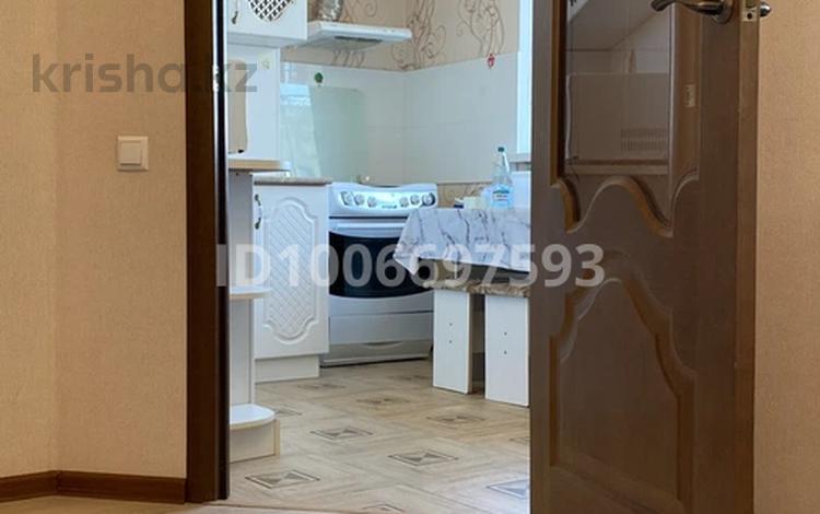 1-комнатная квартира · 41 м² · 14/20 этаж, Туркестан 10 за 240 000 ₸ в Астане, Есильский р-н — фото 2
