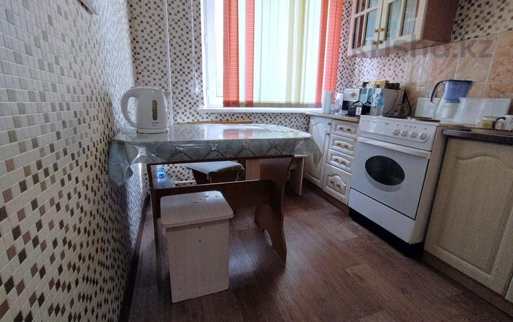 4-комнатная квартира · 61 м² · 1/5 этаж, Абая 10 за 12.5 млн ₸ в Сатпаев — фото 2