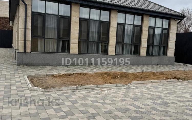 Жеке үй · 5 бөлме · 350 м² · 10 жүзд., Қалалық аэропорт ш/а. 13/1 — Городской аэропорт 5-я улица, бағасы: 205 млн ₸ в Караганде, Казыбек би р-н — фото 2