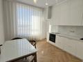 2-бөлмелі пәтер · 60 м² · 9/18 қабат, Е-429 26 — ЗАЕЗЖАЙ И ЖИВИ!!! ШИКАРНАЯ КВАРТИРА!, бағасы: 39.9 млн ₸ в Астане, Нура р-н — фото 4