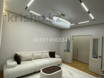 2-бөлмелі пәтер · 63 м² · 8/9 қабат, ул. Айнаколь 64, бағасы: 46 млн ₸ в Астане, Алматы р-н