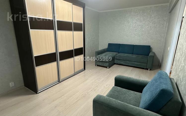 1-комнатная квартира · 33 м² · 1/5 этаж, Виноградова — Рынок Доснар за 150 000 ₸ в Усть-Каменогорске, Ульбинский — фото 2