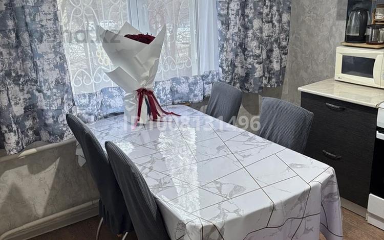 3-бөлмелі пәтер · 64 м² · 1/5 қабат, Машиностроителей 6, бағасы: 22.5 млн ₸ в Усть-Каменогорске — фото 2