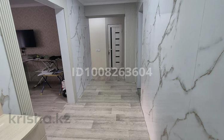 3-бөлмелі пәтер · 85 м² · 1/9 қабат, мкр Михайловка , Ермекова 106А — СРОЧНО продам 3 комнатную квартиру, общая площадь 85 кв.м., 2017 года., бағасы: 33.5 млн ₸ в Караганде, Казыбек би р-н — фото 3