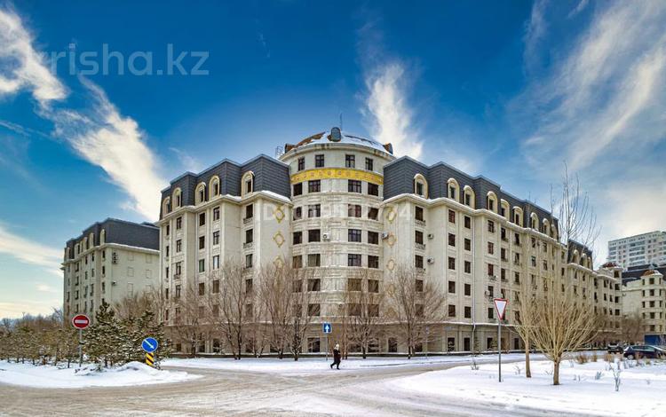 4-бөлмелі пәтер · 194 м² · 2/7 қабат, Шәмші Қалдаяқов 2/1 — Панфилова, бағасы: 125 млн ₸ в Астане, Сарайшык р-н — фото 2