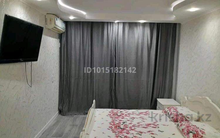 1-комнатная квартира · 27 м² · 1/5 этаж, Чурина 162 за 170 000 ₸ в Уральске, мкр Школьник — фото 2