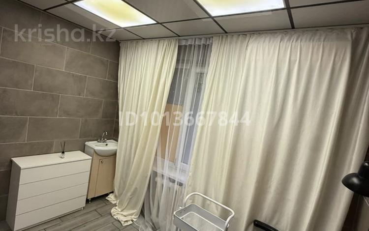 Салоны красоты · 8 м² за 80 000 ₸ в Алматы, Медеуский р-н — фото 2