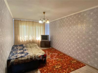 2-комнатная квартира · 48 м² · 1/5 этаж, Майкудук, 17й микрорайон за 9.7 млн ₸ в Караганде, Алихана Бокейханова р-н
