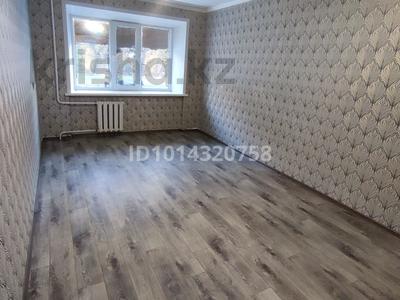 1-бөлмелі пәтер · 30.2 м² · 2/5 қабат, Толстого 86 — Угол Толстого и Назарбаева, бағасы: 11.5 млн ₸ в Павлодаре