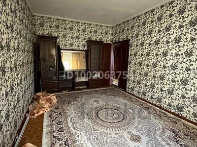 Аренда квартир в Шымкенте: 3-комнатная квартира · 65 м² · 4/5 этаж, 18-й микрорайон, 18-й микрорайон 57 за 150 000 〒 3-комнатная квартира · 65 м² · 4/5 этаж, 18-й микрорайон, 18-й микрорайон 57 за 150 000 〒 в Шымкенте, Аль-Фарабийский р-н