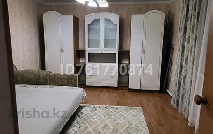 Жеке үй · 3 бөлме · 70 м², Аэродромная(АндыкожаБатыр3/1) 3, бағасы: 40 000 ₸ в Бурабае — фото 2