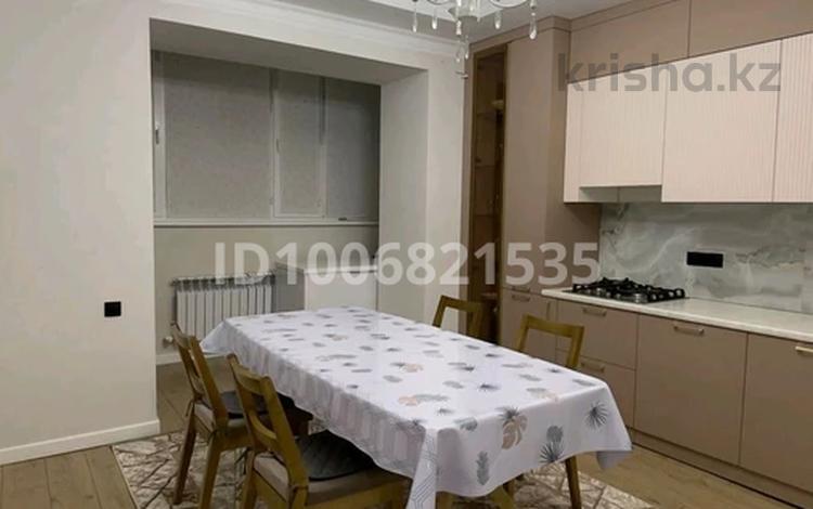 2-комнатная квартира · 94.8 м² · 5/6 этаж, мкр. Алтын орда, мкр. Батыс-2 9 — тәуелсіздік-9 за 33.5 млн ₸ в Актобе — фото 2