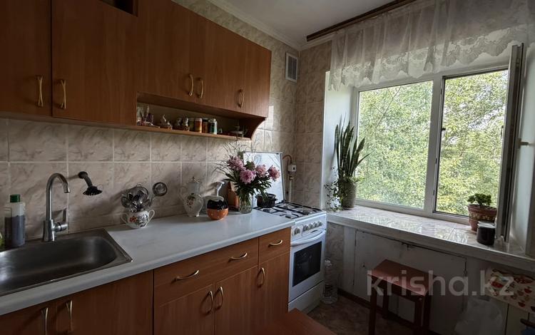 2-комнатная квартира · 42.2 м² · 5/5 этаж, мкр Новый Город, Бухара Жирау 50 за 14.5 млн ₸ в Караганде, Казыбек би р-н — фото 2