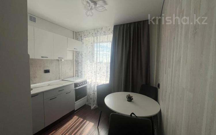 2-комнатная квартира · 45 м² · 8/10 этаж, мкр Юго-Восток, Мкр Юго-Восток, пр. СТРОИТЕЛЕЙ 13 — Пр. Строителей 13 за 19.9 млн ₸ в Караганде, Казыбек би р-н — фото 2