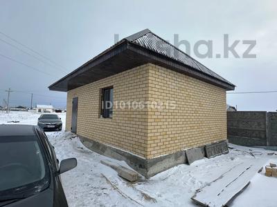 Отдельный дом · 2 комнаты · 35 м² · 10 сот., 16 переулок Юности 18 — Сзади школы №49, садик “Орлеу” за 15.5 млн 〒 в Семее