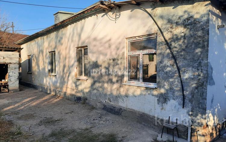 Отдельный дом · 8 комнат · 115.3 м² · 10 сот., Толе би 52 — Район Интерната и подстанций за 12 млн ₸ в Казыгурте — фото 2