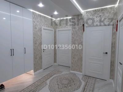 4-комнатная квартира · 110 м² · 2/5 этаж, ул. Есет Батыра за 51 млн ₸ в Актобе, мкр Авиатор