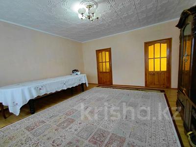Отдельный дом · 6 комнат · 145 м² · 11 сот., Спандияр Көбеев — Срочно, торг за 22 млн ₸ в Таразе