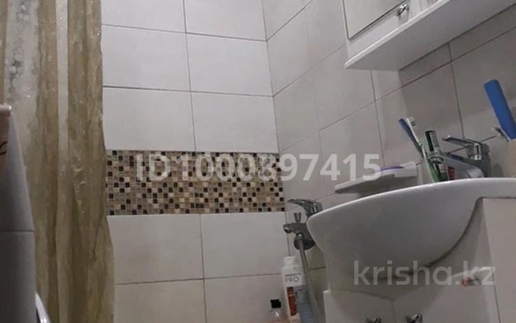 2-бөлмелі пәтер · 49 м² · 3/3 қабат, Тахтарова — Арбат, Площадь,парк им Кирова.Школы ,дет/сада, бағасы: 19.3 млн ₸ в Усть-Каменогорске — фото 2