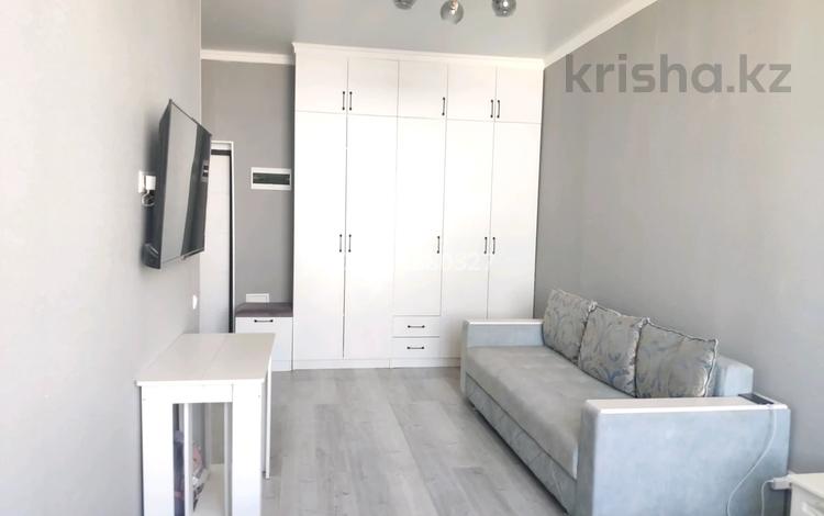 1-комнатная квартира · 37 м² · 18/19 этаж, Кабанбай батыр 49а за 26.9 млн ₸ в Астане, Нура р-н — фото 2