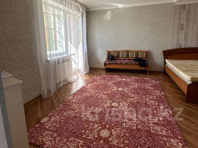 1-комнатная квартира · 34 м² · 3/5 этаж, Муканова за ~ 18.8 млн 〒 в Петропавловске