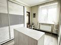 5-бөлмелі пәтер · 160 м² · 4/14 қабат, Зенкова 59, бағасы: 200 млн ₸ в Алматы, Медеуский р-н
