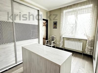 5-бөлмелі пәтер · 160 м² · 4/14 қабат, Зенкова 59, бағасы: 200 млн ₸ в Алматы, Медеуский р-н
